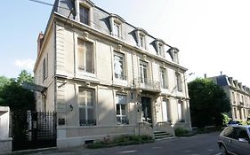 L'Hôtel Particulier - Appartements d'Hôtes